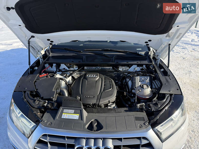 Позашляховик / Кросовер Audi Q5 2018 в Києві фото 41 Позашляховик / Кросовер Audi Q5 2018 в Києві