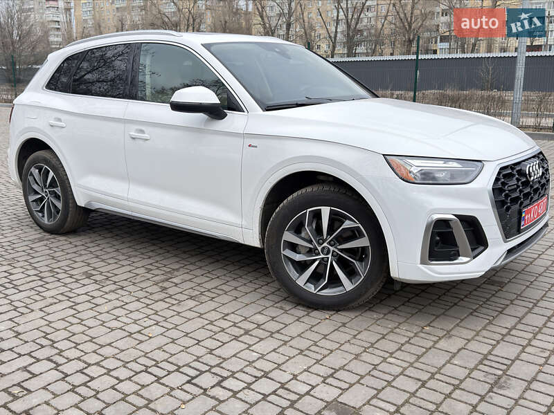 Позашляховик / Кросовер Audi Q5 2023 в Кам'янському