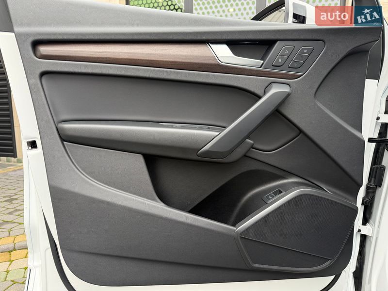 Внедорожник / Кроссовер Audi Q5 2024 в Коломые