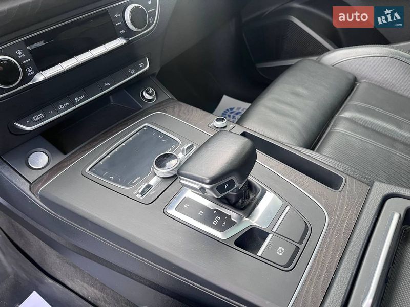 Позашляховик / Кросовер Audi Q5 2017 в Львові фото 14 Позашляховик / Кросовер Audi Q5 2017 в Львові