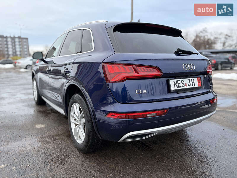 Внедорожник / Кроссовер Audi Q5 2020 в Кременчуге