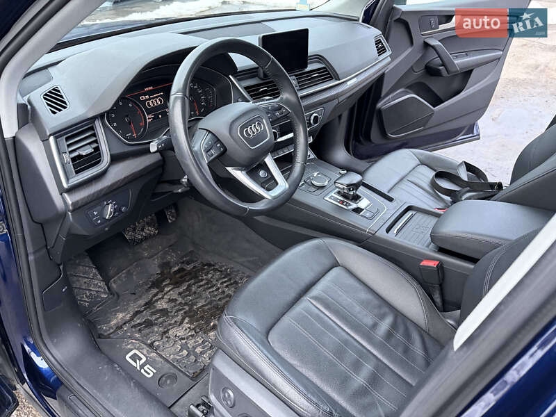 Внедорожник / Кроссовер Audi Q5 2020 в Кременчуге