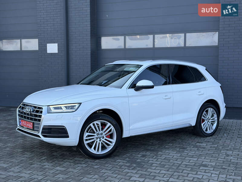 Позашляховик / Кросовер Audi Q5 2018 в Луцьку