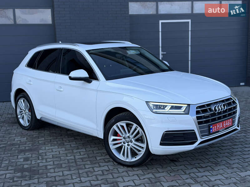 Позашляховик / Кросовер Audi Q5 2018 в Луцьку
