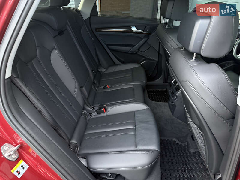 Позашляховик / Кросовер Audi Q5 2018 в Луцьку фото 31 Позашляховик / Кросовер Audi Q5 2018 в Луцьку