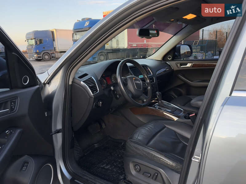 Позашляховик / Кросовер Audi Q5 2011 в Луцьку