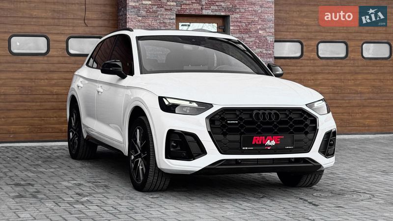 Позашляховик / Кросовер Audi Q5 2022 в Рівному