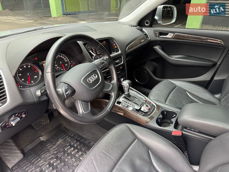 Позашляховик / Кросовер Audi Q5 2012 в Києві