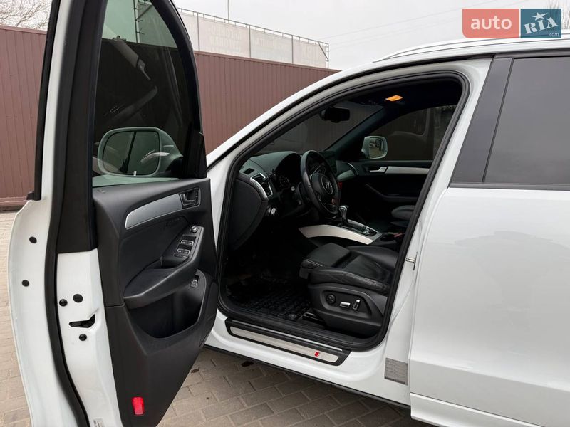 Позашляховик / Кросовер Audi Q5 2013 в Запоріжжі