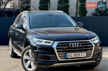 Внедорожник / Кроссовер Audi Q5 2017 в Ужгороде