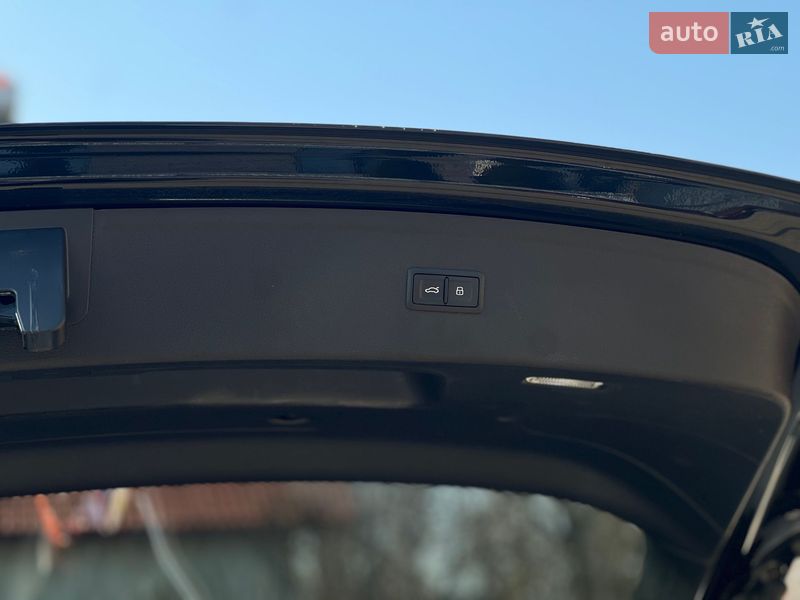 Позашляховик / Кросовер Audi Q5 2017 в Ужгороді фото 20 Позашляховик / Кросовер Audi Q5 2017 в Ужгороді