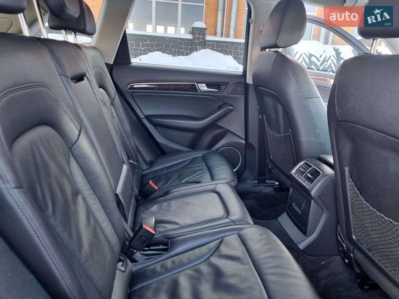 Внедорожник / Кроссовер Audi Q5 2015 в Луцке