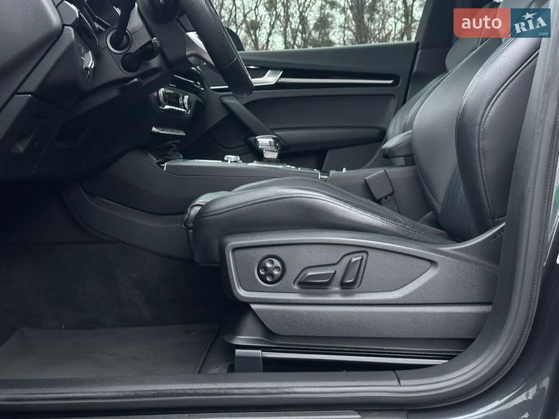 Внедорожник / Кроссовер Audi Q5 2019 в Ровно
