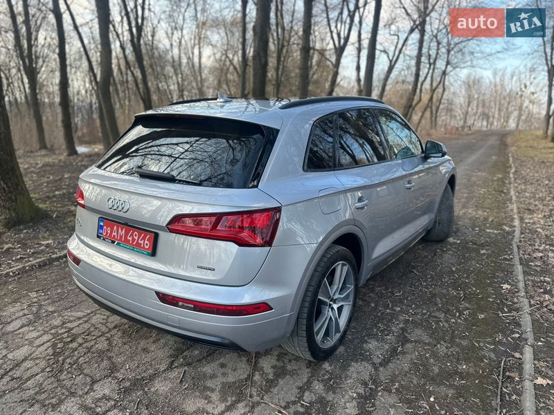 Внедорожник / Кроссовер Audi Q5 2019 в Калуше