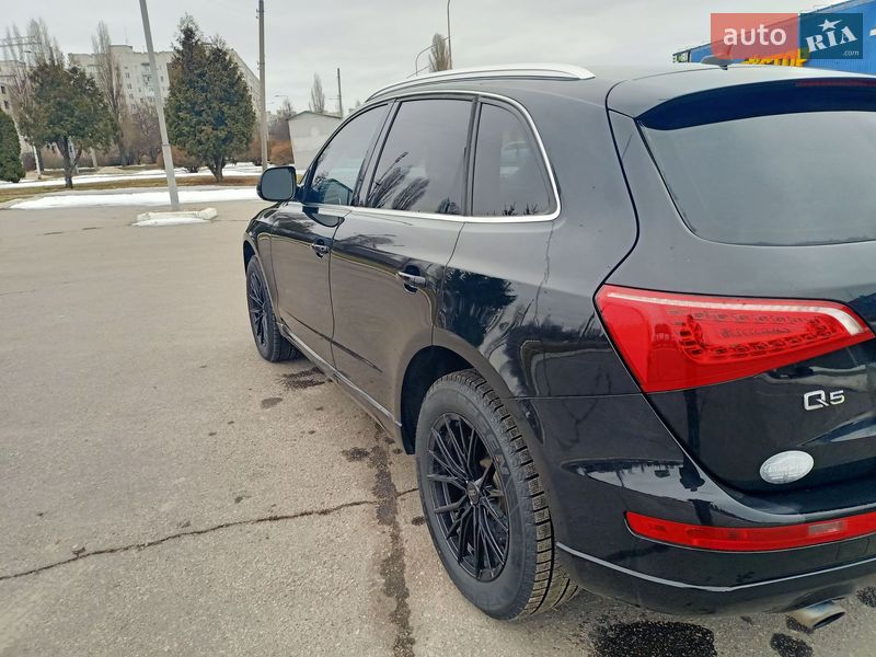 Позашляховик / Кросовер Audi Q5 2011 в Кременчуці