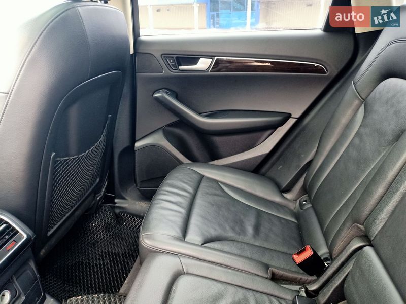 Позашляховик / Кросовер Audi Q5 2011 в Кременчуці