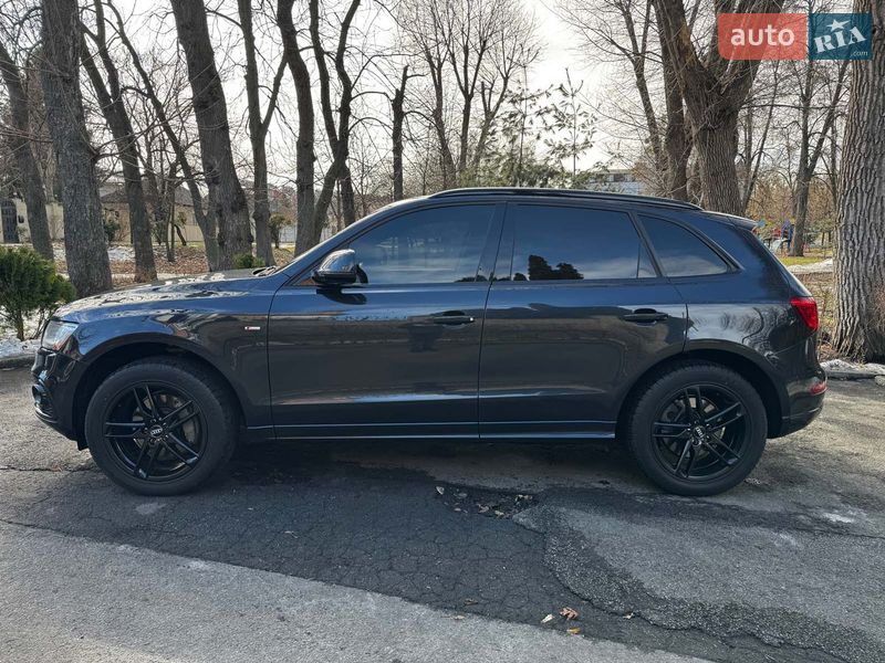 Позашляховик / Кросовер Audi Q5 2015 в Києві