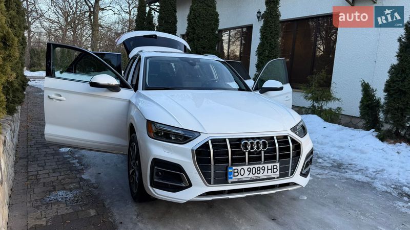 Внедорожник / Кроссовер Audi Q5 2021 в Тернополе