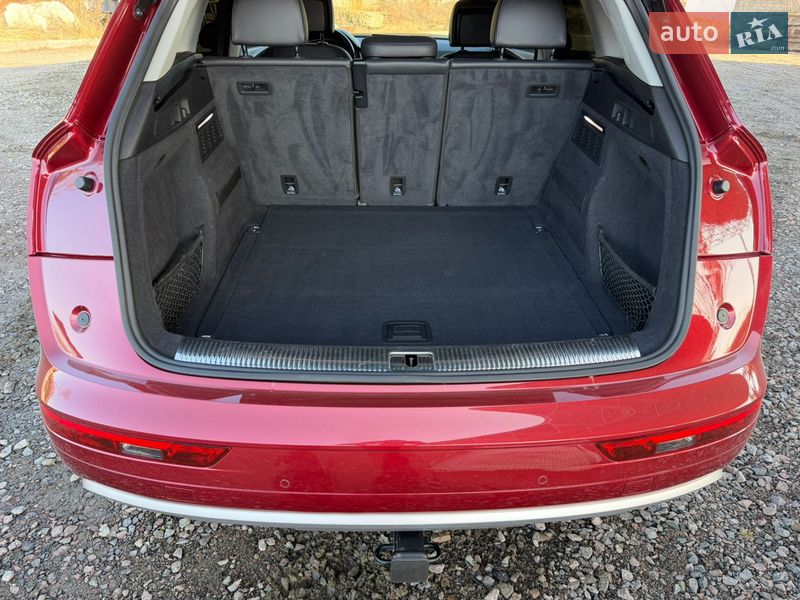 Внедорожник / Кроссовер Audi Q5 2017 в Львове