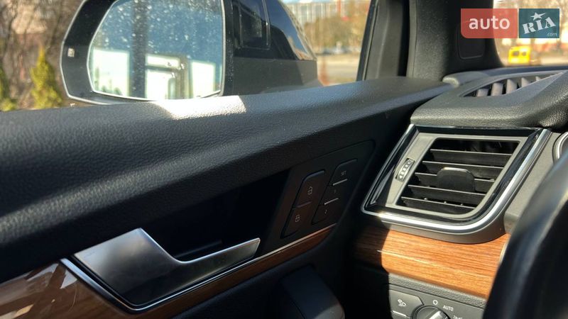 Позашляховик / Кросовер Audi Q5 2020 в Львові