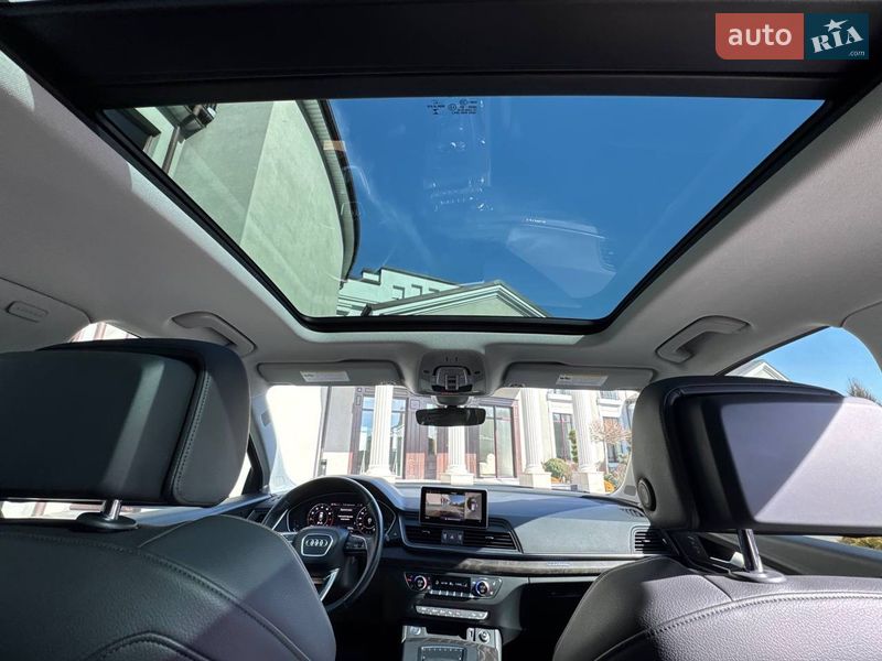 Внедорожник / Кроссовер Audi Q5 2018 в Стрые