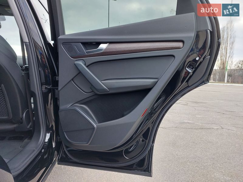 Внедорожник / Кроссовер Audi Q5 2024 в Харькове