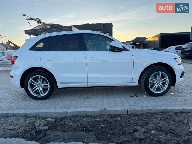 Позашляховик / Кросовер Audi Q5 2013 в Львові