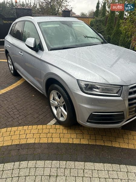 Внедорожник / Кроссовер Audi Q5 2018 в Владимире