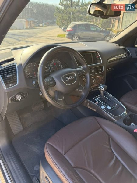 Внедорожник / Кроссовер Audi Q5 2015 в Ужгороде