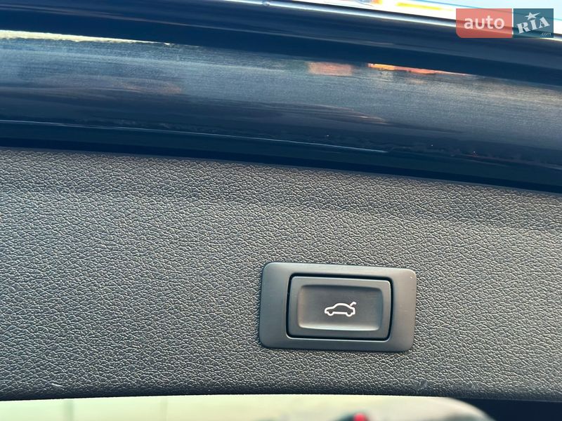 Позашляховик / Кросовер Audi Q5 2016 в Львові