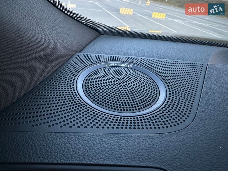 Позашляховик / Кросовер Audi Q5 2016 в Львові