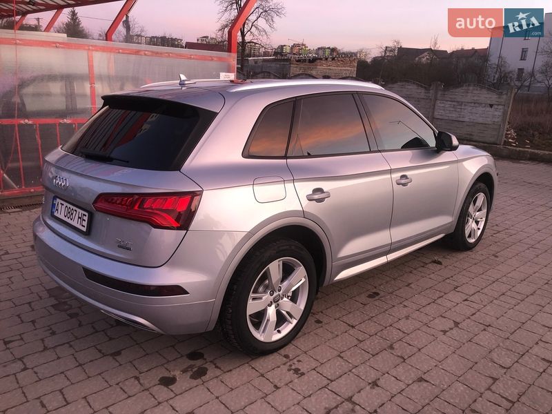 Внедорожник / Кроссовер Audi Q5 2017 в Ивано-Франковске