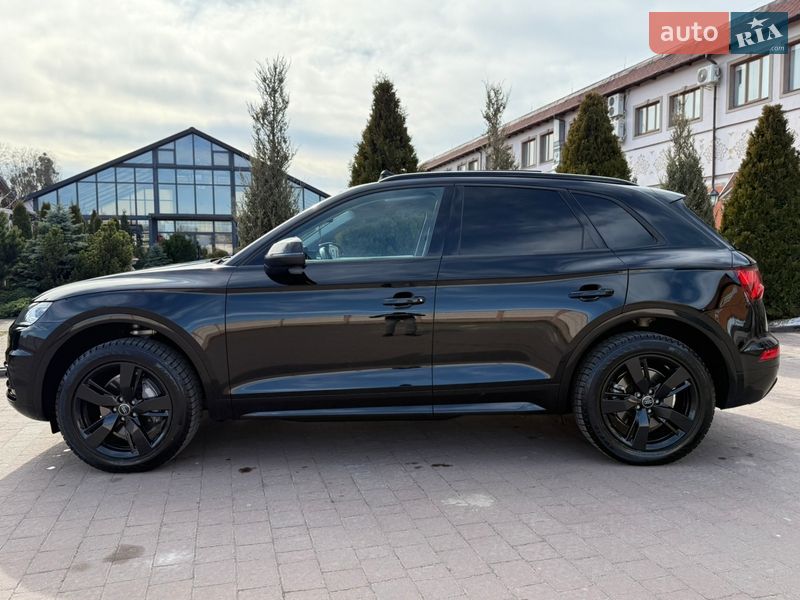 Позашляховик / Кросовер Audi Q5 2017 в Стрию