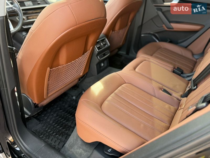 Позашляховик / Кросовер Audi Q5 2017 в Стрию