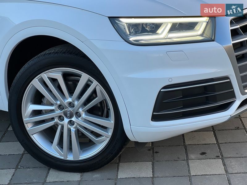 Позашляховик / Кросовер Audi Q5 2018 в Стрию