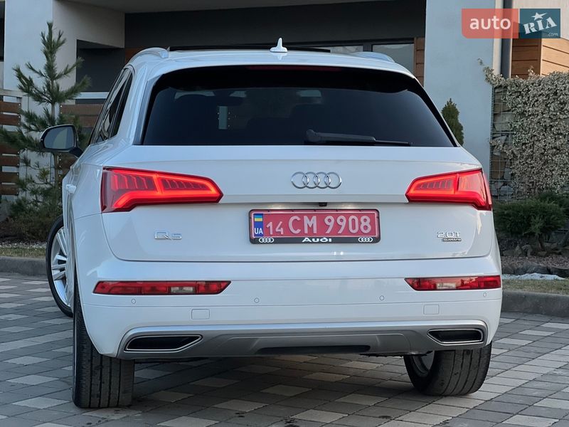 Позашляховик / Кросовер Audi Q5 2018 в Стрию