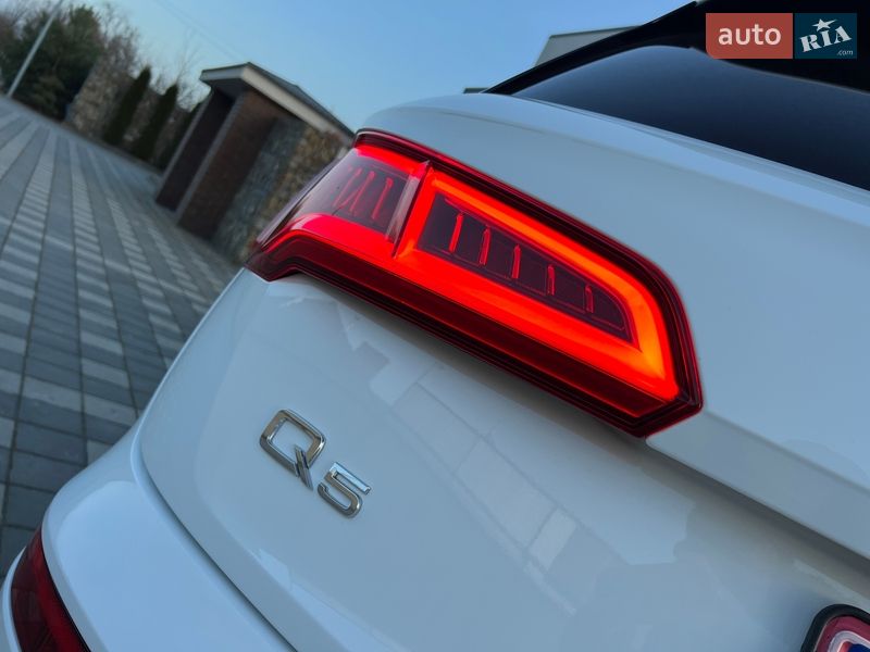 Позашляховик / Кросовер Audi Q5 2018 в Стрию