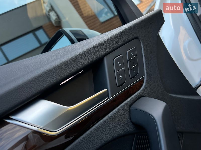 Позашляховик / Кросовер Audi Q5 2018 в Стрию