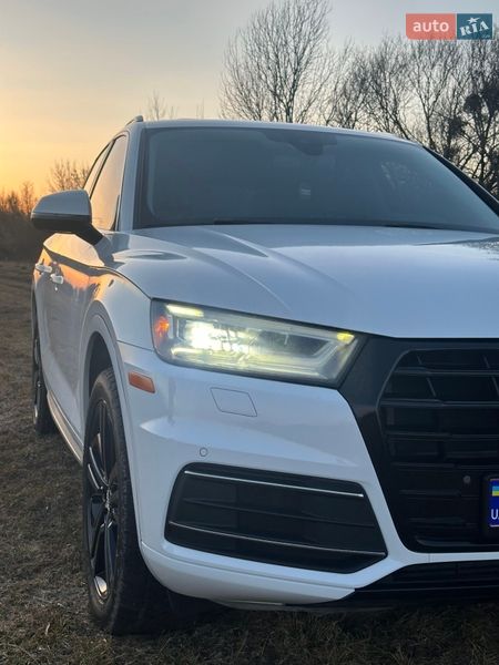 Внедорожник / Кроссовер Audi Q5 2018 в Луцке