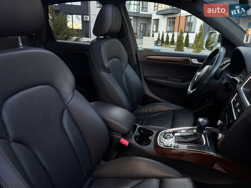 Внедорожник / Кроссовер Audi Q5 2015 в Ровно
