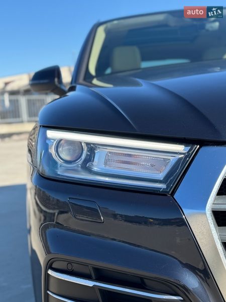 Внедорожник / Кроссовер Audi Q5 2019 в Киеве