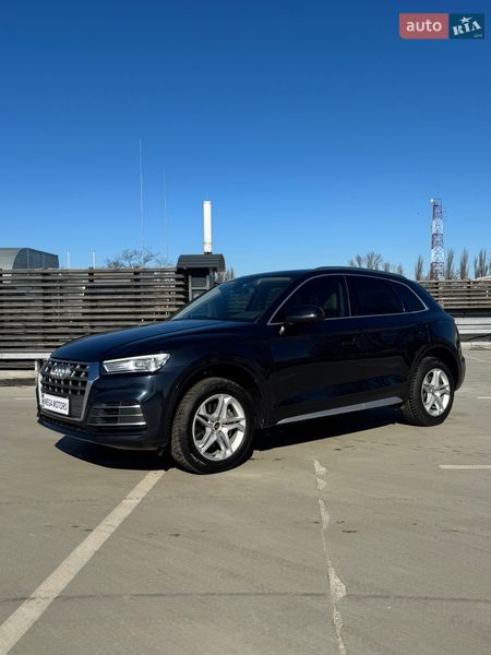 Внедорожник / Кроссовер Audi Q5 2019 в Киеве