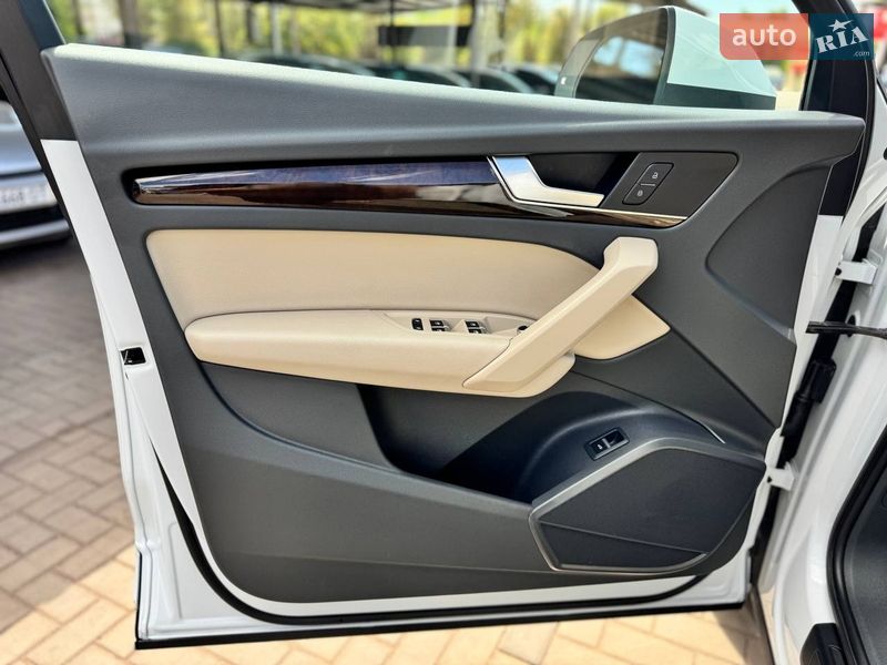 Внедорожник / Кроссовер Audi Q5 2019 в Кривом Роге