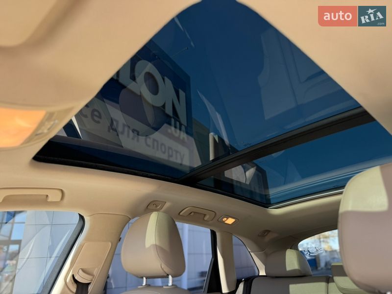 Позашляховик / Кросовер Audi Q5 2015 в Києві