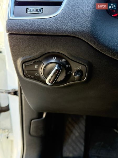 Внедорожник / Кроссовер Audi Q5 2016 в Киеве