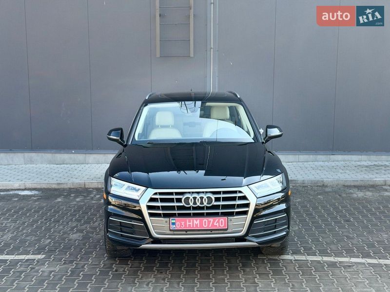 Позашляховик / Кросовер Audi Q5 2019 в Києві