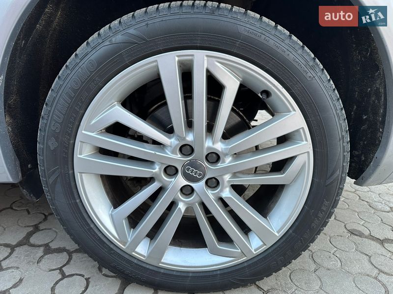 Внедорожник / Кроссовер Audi Q5 2017 в Ратным