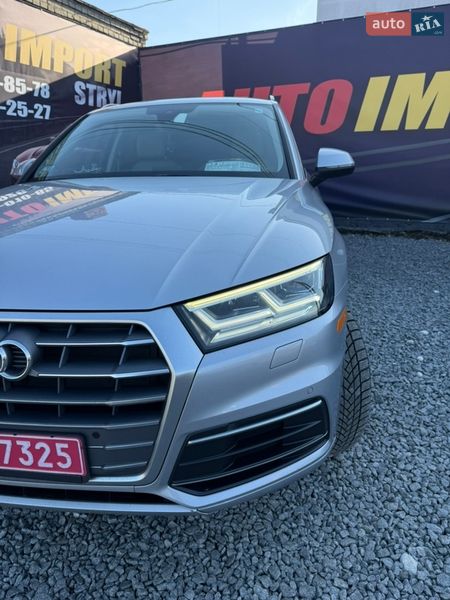 Позашляховик / Кросовер Audi Q5 2018 в Стрию