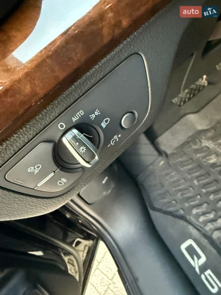 Внедорожник / Кроссовер Audi Q5 2020 в Львове