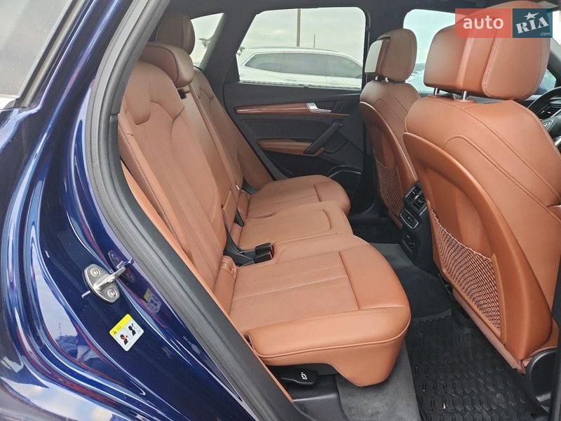 Внедорожник / Кроссовер Audi Q5 2021 в Львове